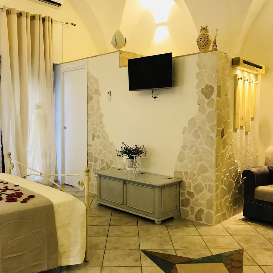 26 Suite Home Ostuni Exteriör bild