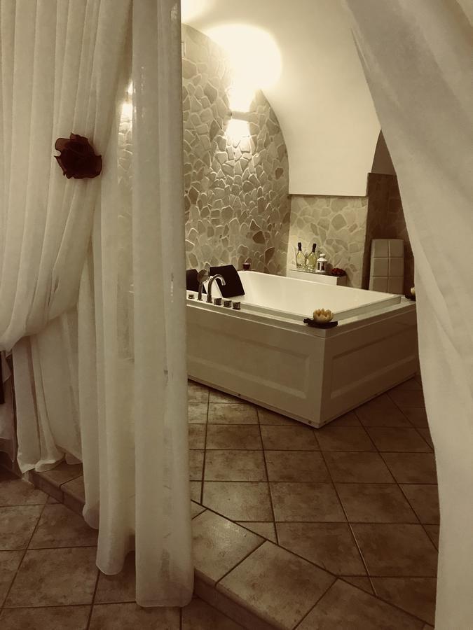 26 Suite Home Ostuni Exteriör bild
