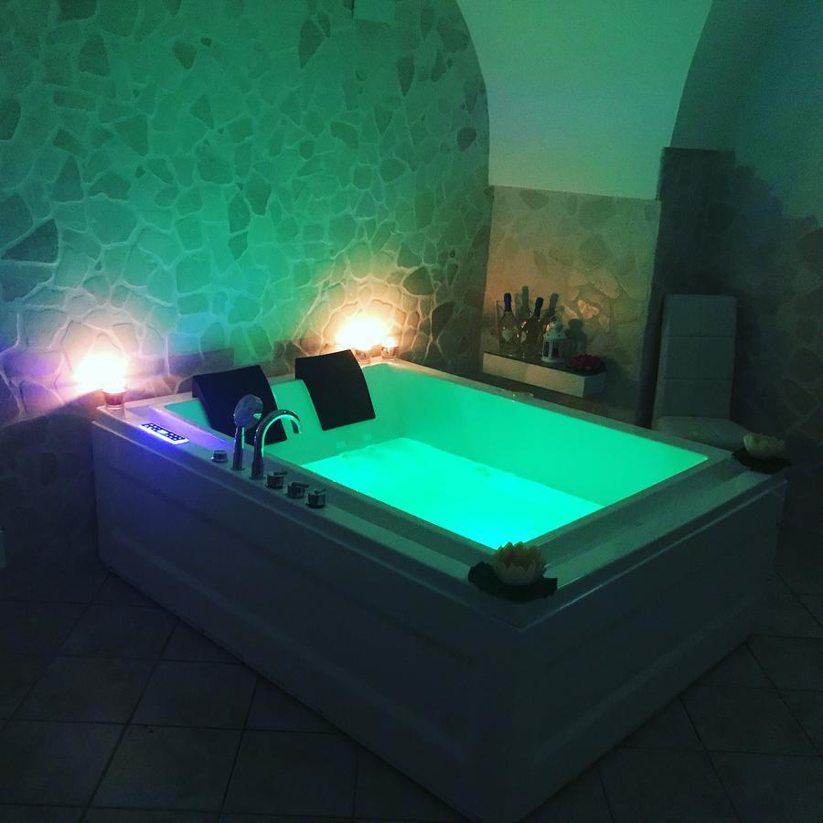 26 Suite Home Ostuni Exteriör bild